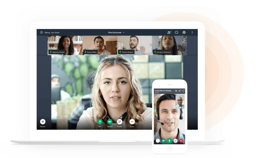 Équipe utilisant le logiciel de réunion GoToMeeting sur des ordinateurs portables et des appareils mobiles.