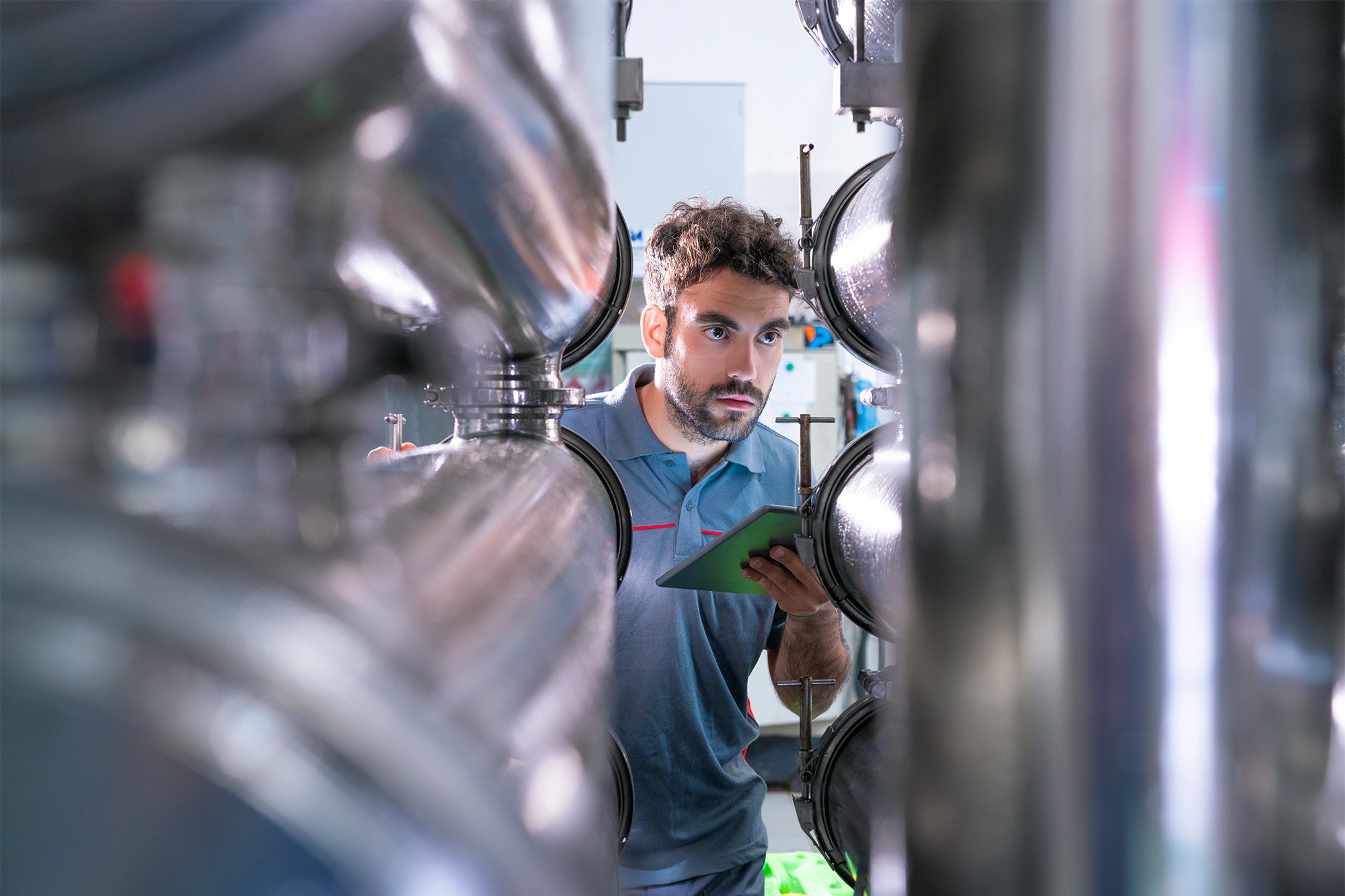 The State of Customer Support in Manufacturing: Trends, Challenges, and Innovations