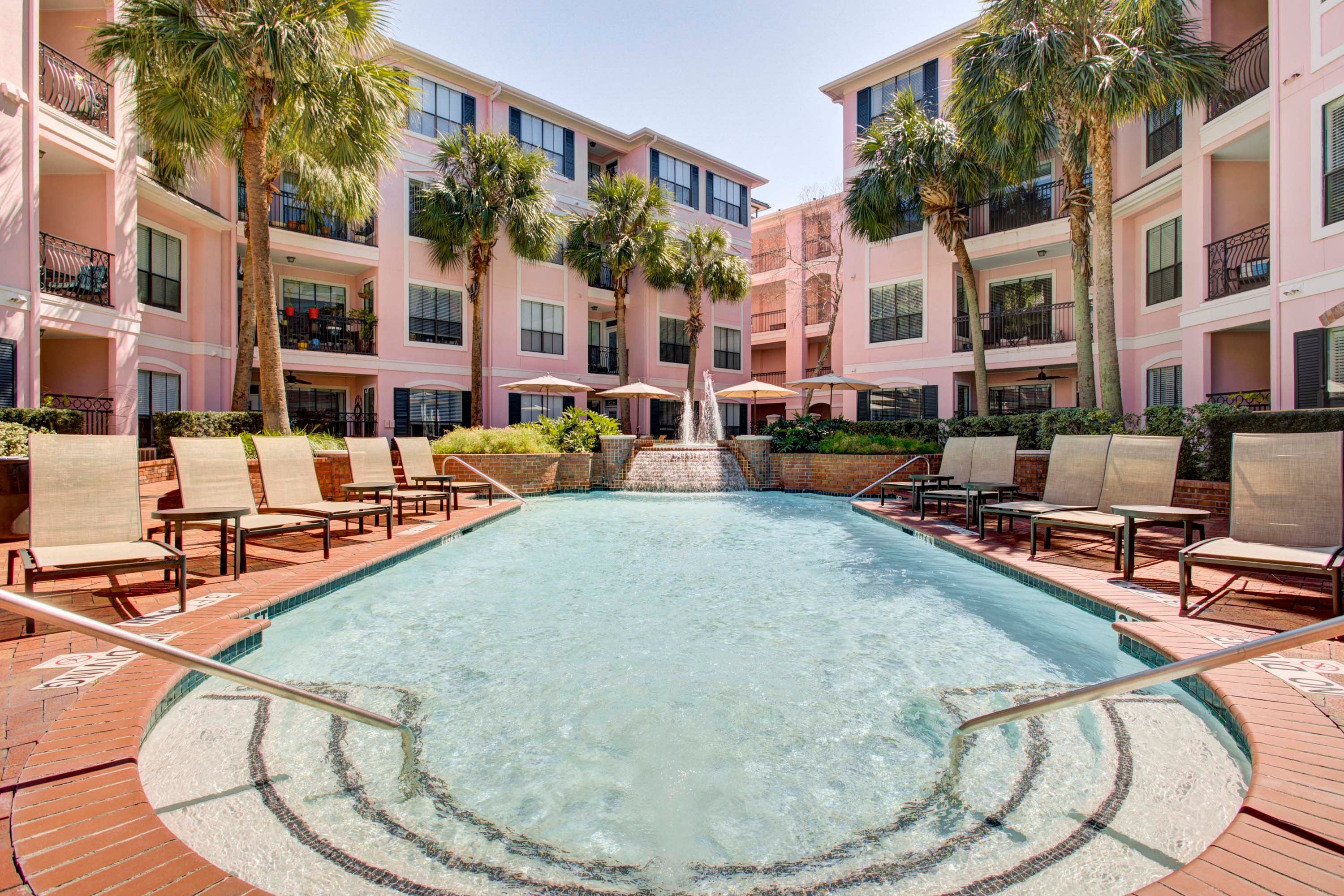 pool lounge