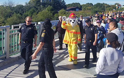 Combler l’écart entre les communautés, une première impression du troisième pont de Kingston 2