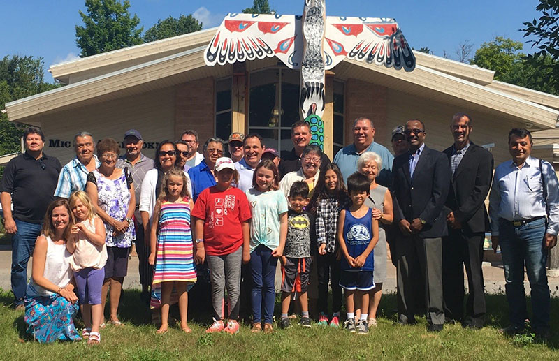 La Nación Originaria Dokis en la ceremonia de inauguración de la gran represa Chaudière