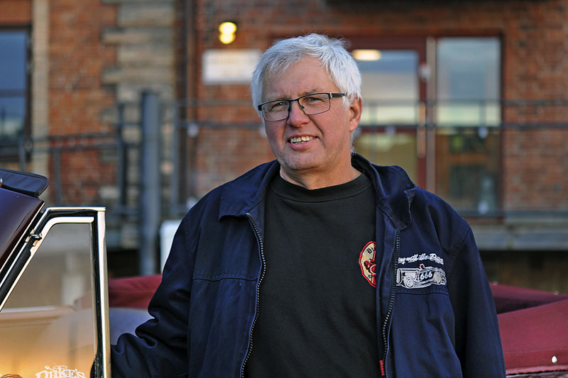 Ford-Super-Deluxe_8_low