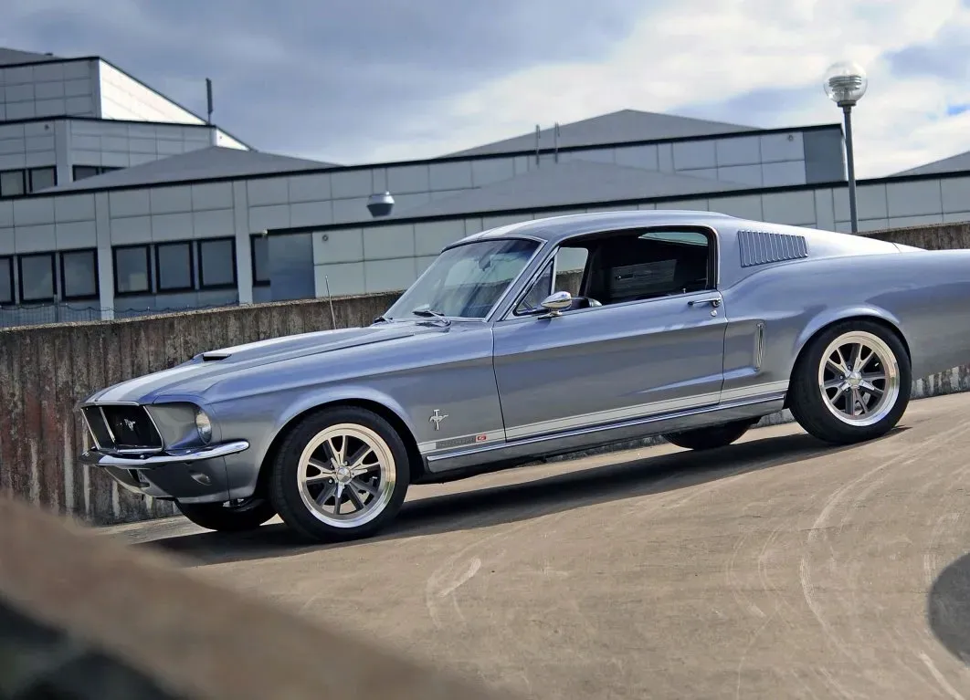 Henriks Fastback_1