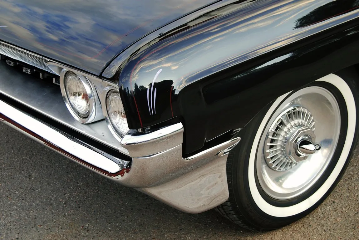 Tommys Oldsmobile_7jpg