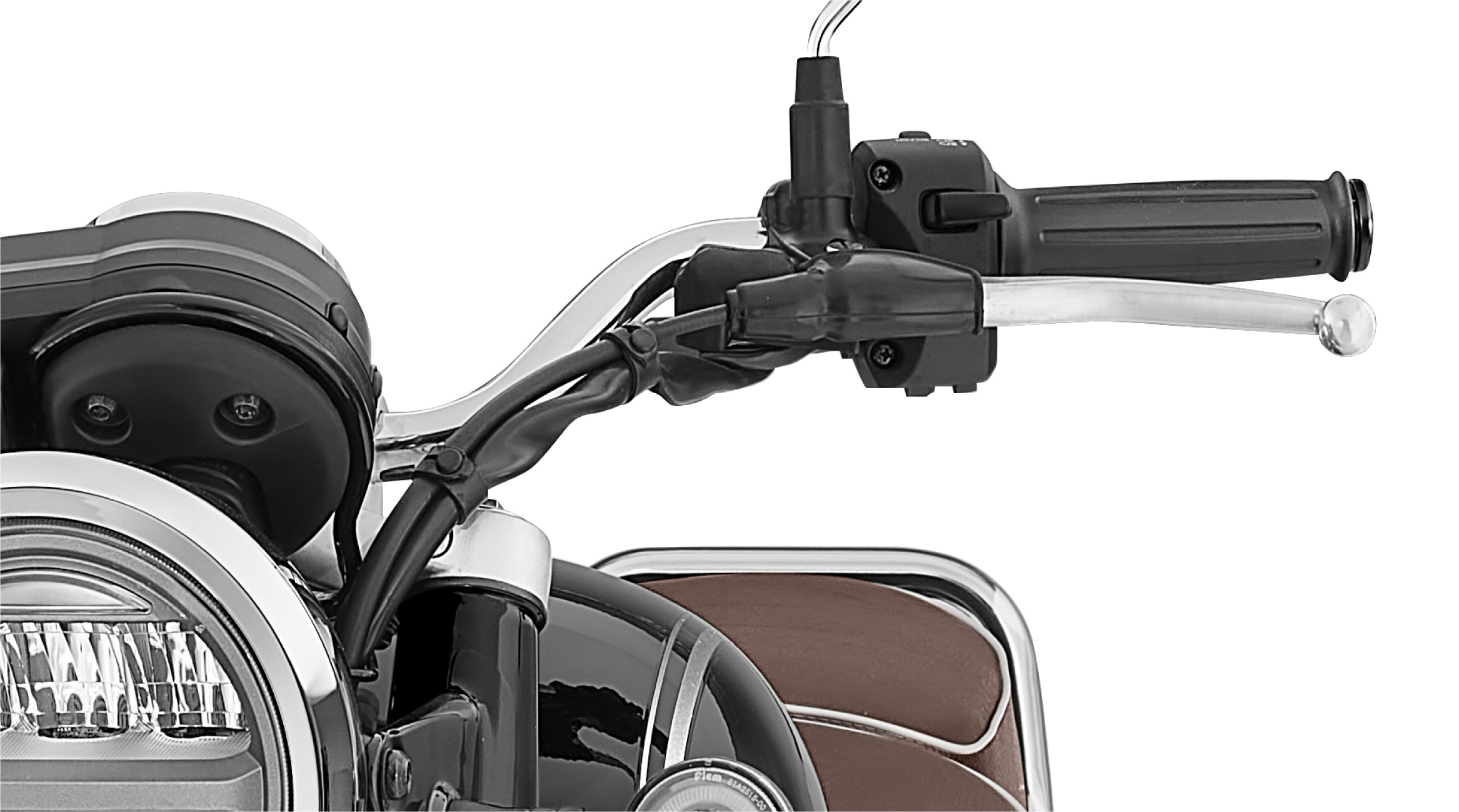 Honda CB350C – Assist & Slipper Clutch — Reduces clutch effort and prevents rear-wheel lock-up during aggressive downshifts.