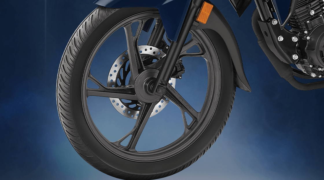 Sporty Split Alloy Wheels