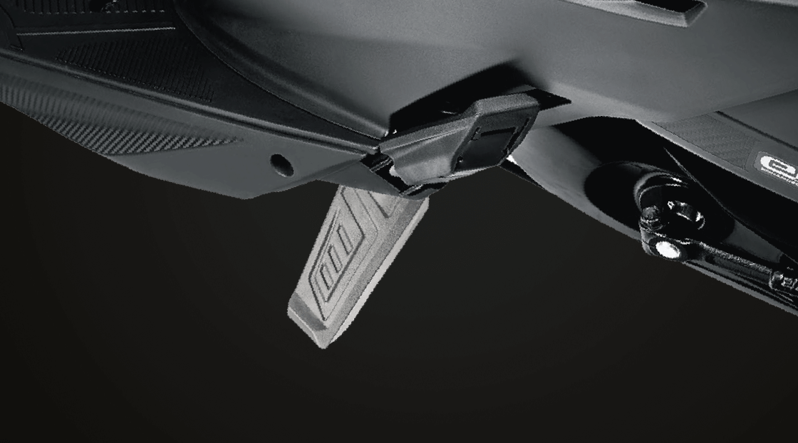 Honda Dio 125 – Retractable Pillion Footstep — Convenience for the rider, convenience for the passenger.