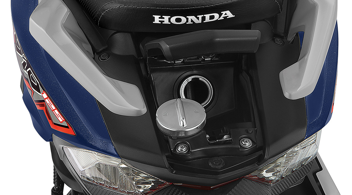 Honda Dio 125 – Double Lid External Fuel Fill — Refuel without getting off.