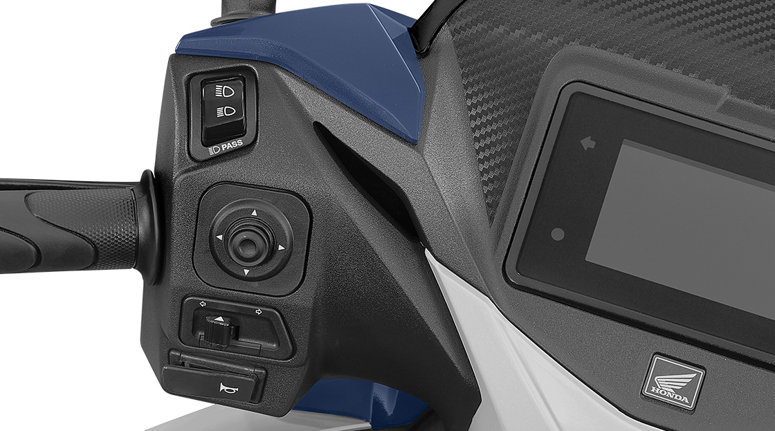Honda Dio 125 – Passing Switch — Pass like a boss with an easy-to-use passing switch.