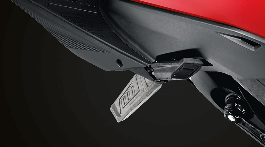 Honda Dio – Retractable Pillion Footstep — Convenience for the rider, convenience for the passenger.