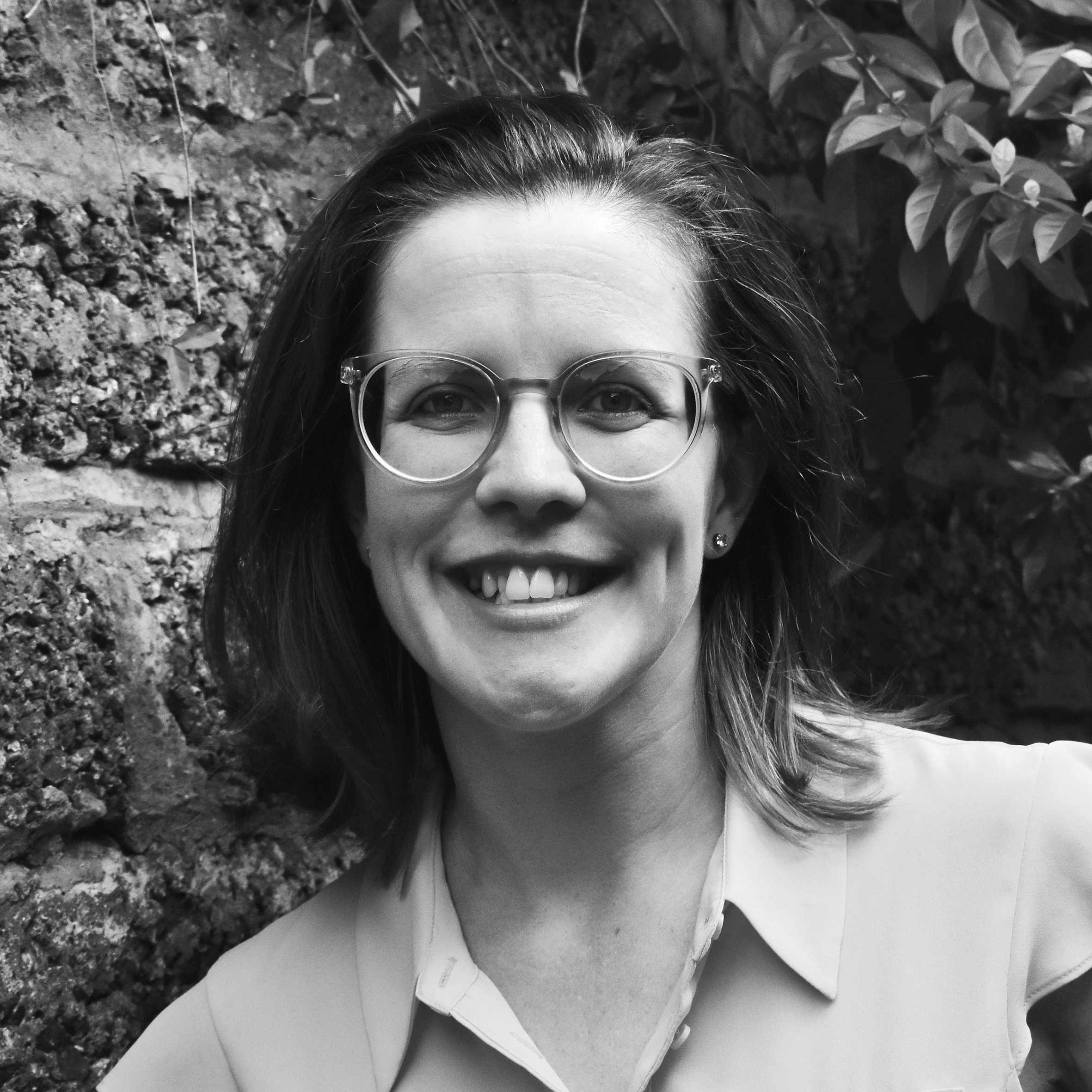 Rachel Davis - black and white