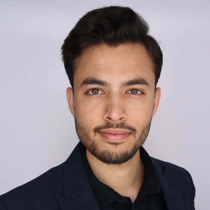 Zinet Kemal, CC