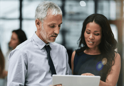 A Iron Mountain InSight melhora o gerenciamento de informações de organizações de serviços financeiros para gerar eficiência operacional, economia de custos e benefícios comerciais