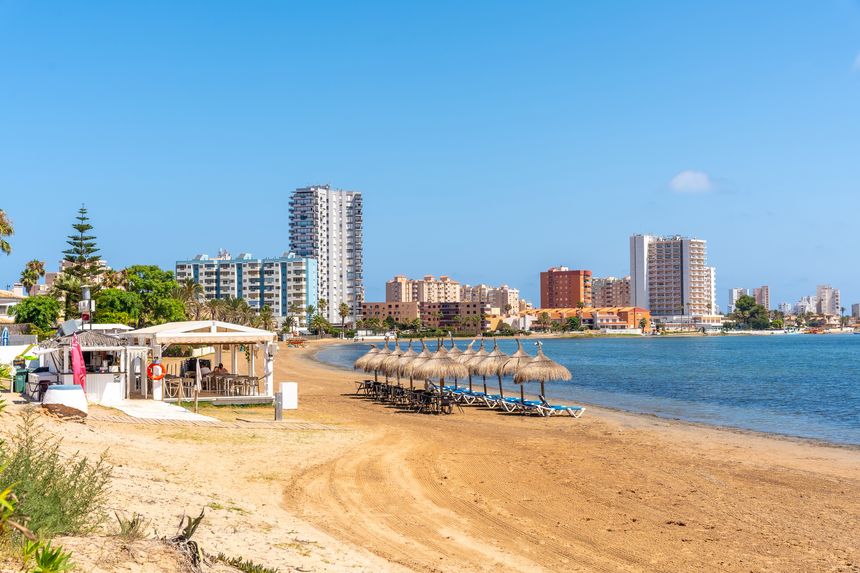 Expert holiday illness lawyer's key advice as 100-plus guests at Izan Cavanna Hotel in La Manga reportedly fall ill with 'salmonella'