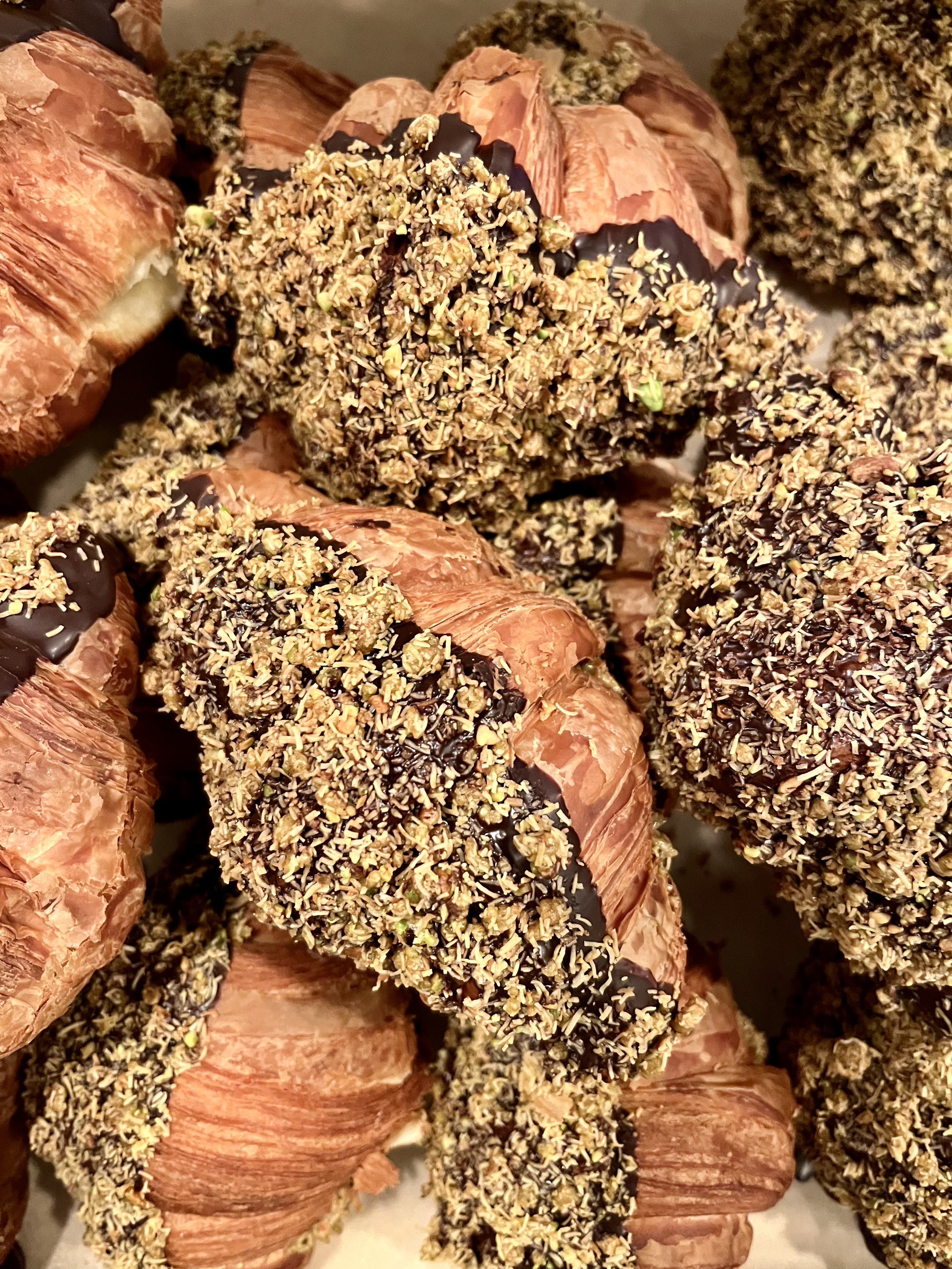 dubai-chocolate-croissant