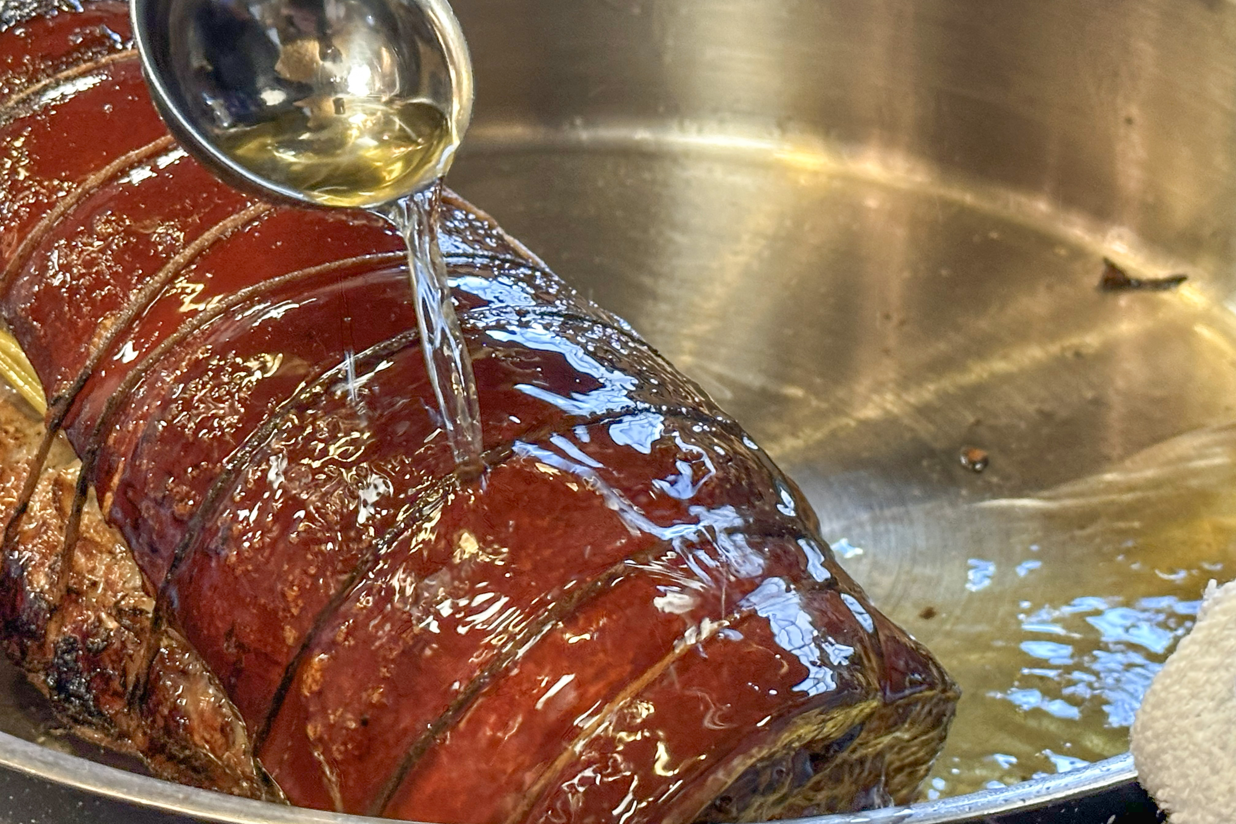 lechon-cooking-fit-kitchen