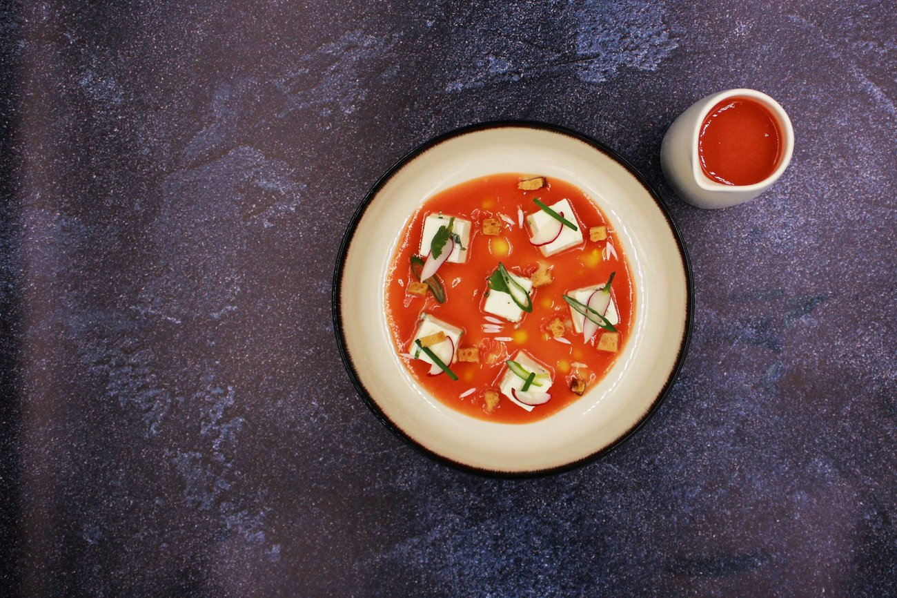 Gazpacho poivron et mousse de chvre