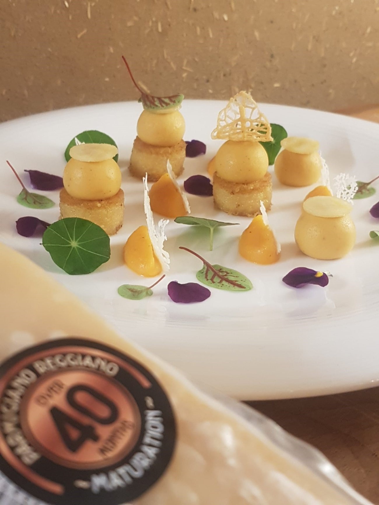 Parmigiano Reggiano 40 mesi con flan di zucca e po