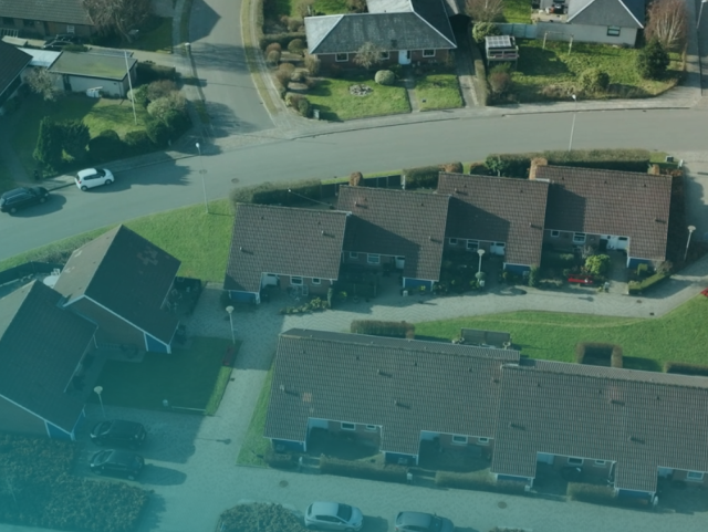 2025-10-02_EL_Case story