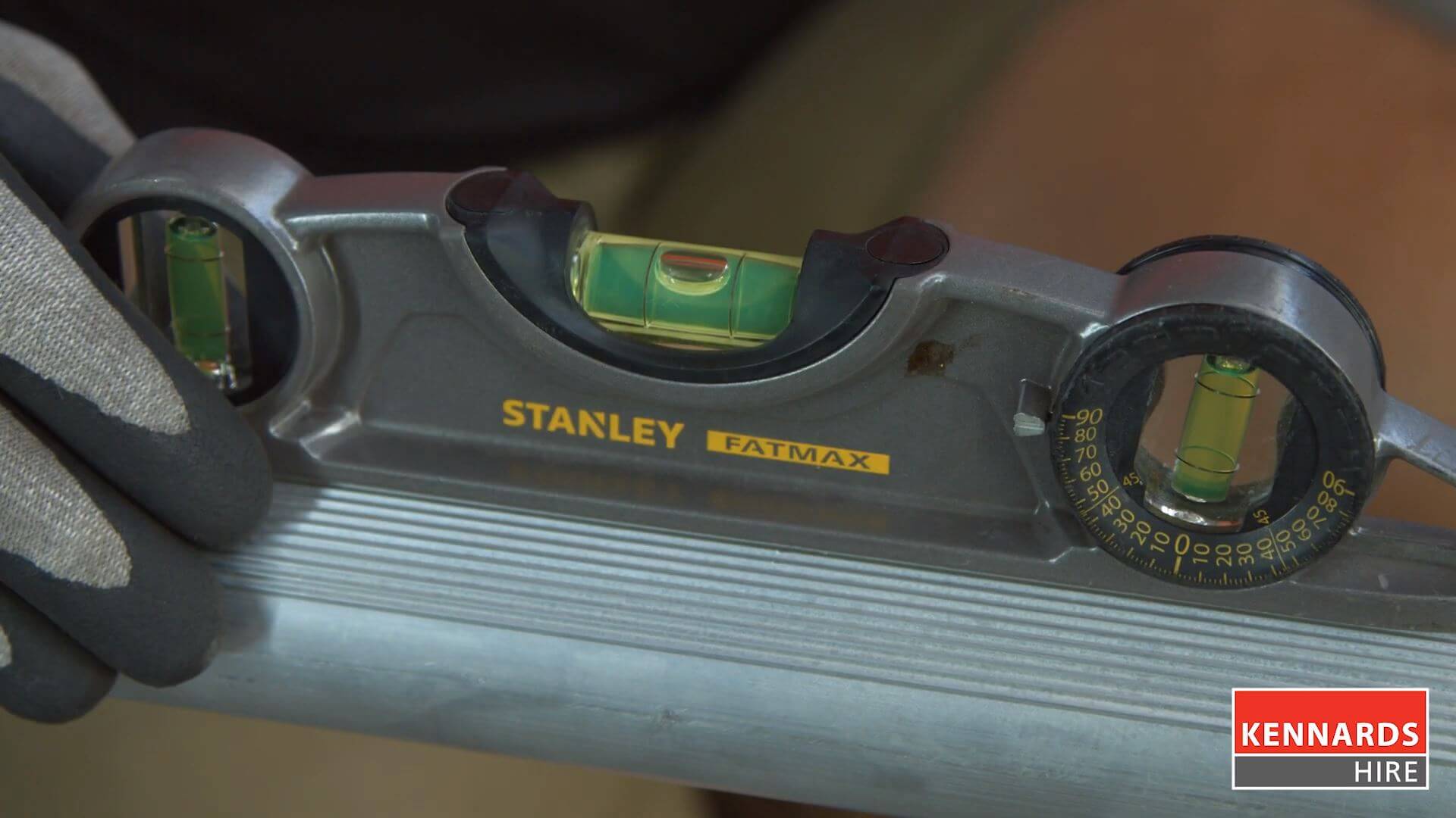 Step 2 - Diagonal braces