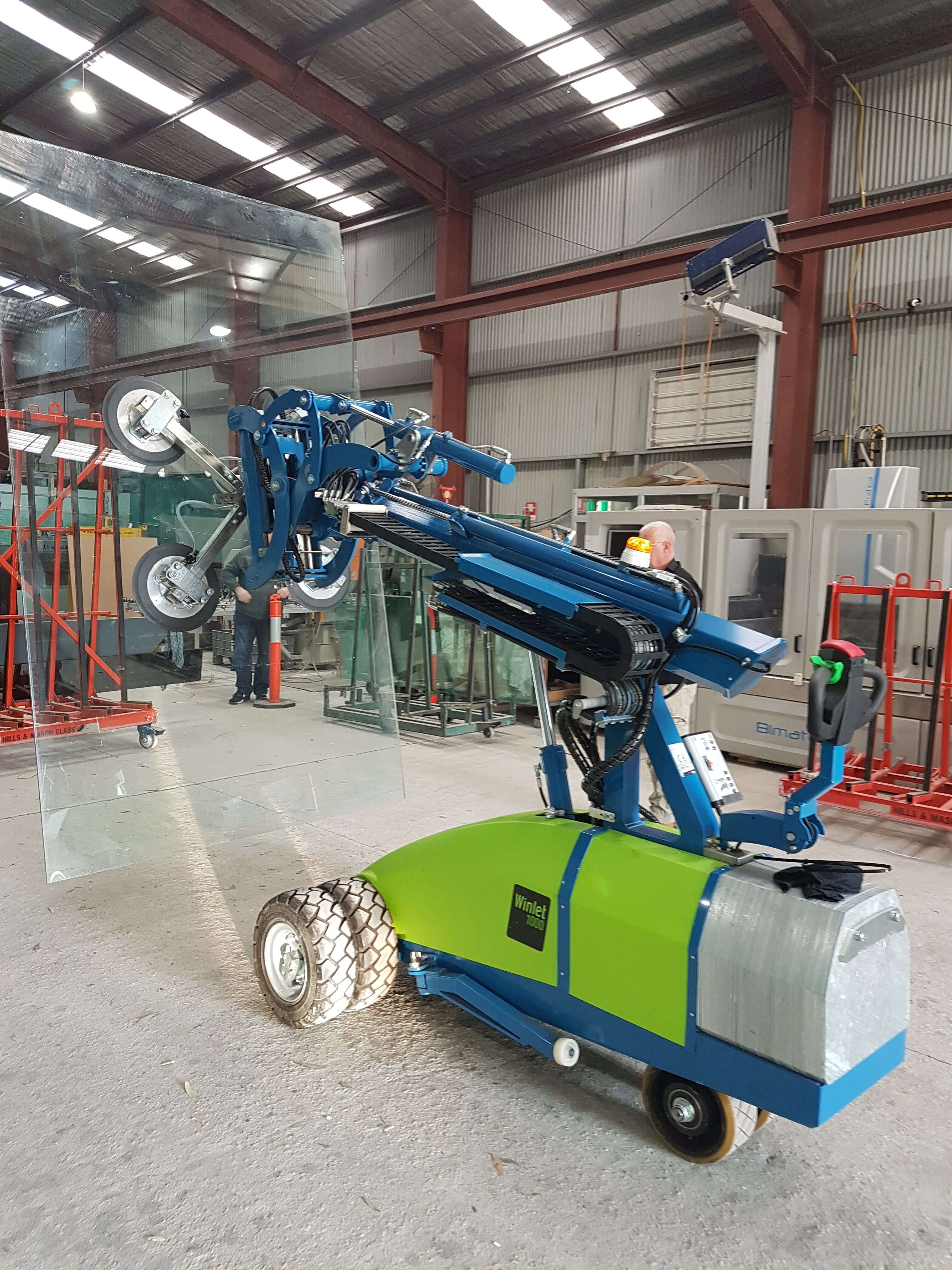 GLASS LIFTER MOBILE 1000KG for Rent Kennards Hire