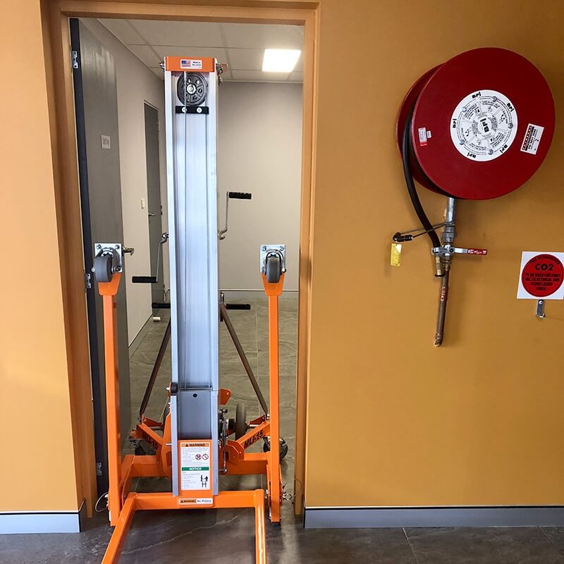 MATERIAL HOIST 4.9M 295KG for Rent Kennards Hire