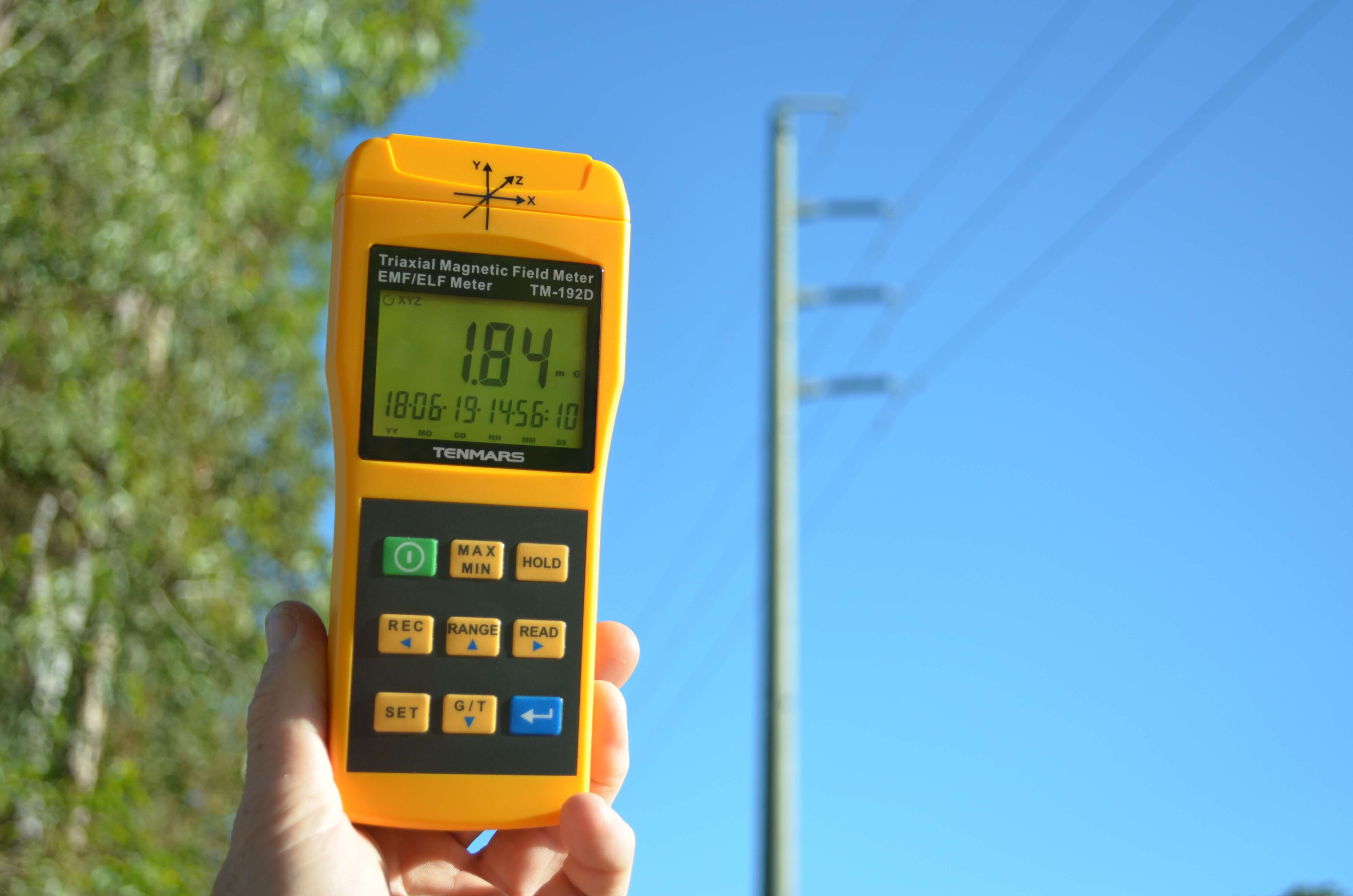 GAUSS FIELD METER Kennards Hire Hire or Rent