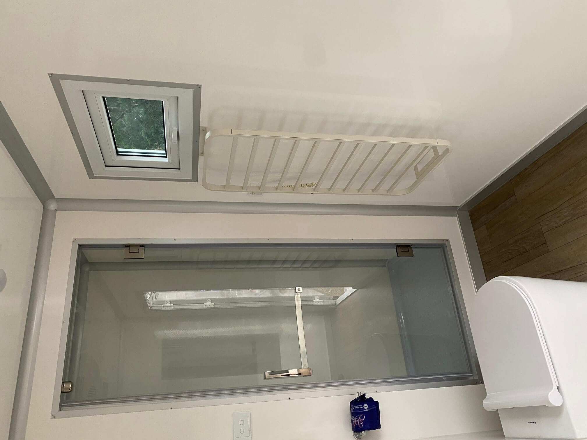 TOILET/SHOWER LUXURY ENSUITE for Rent Kennards Hire