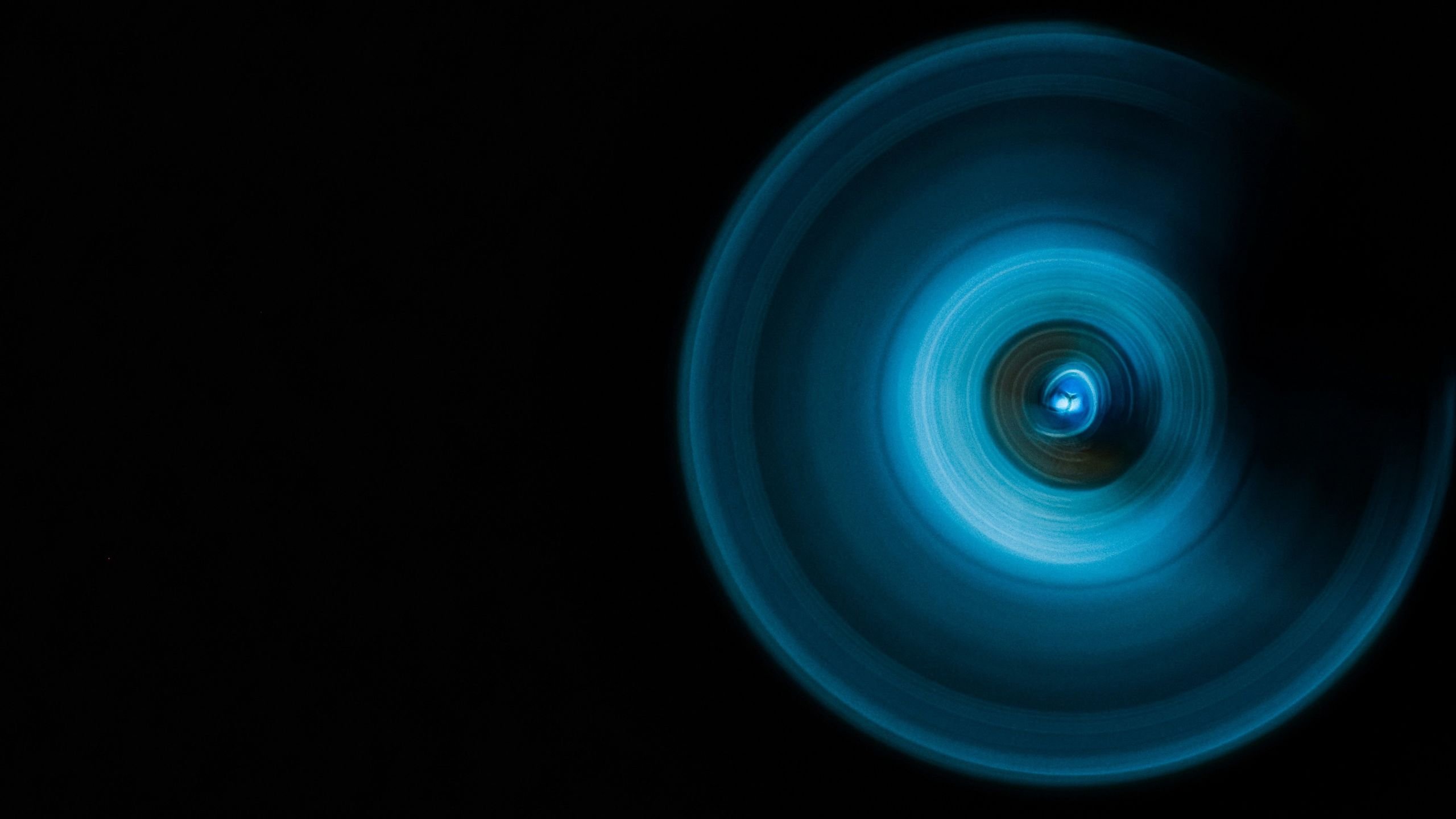 blue light circle