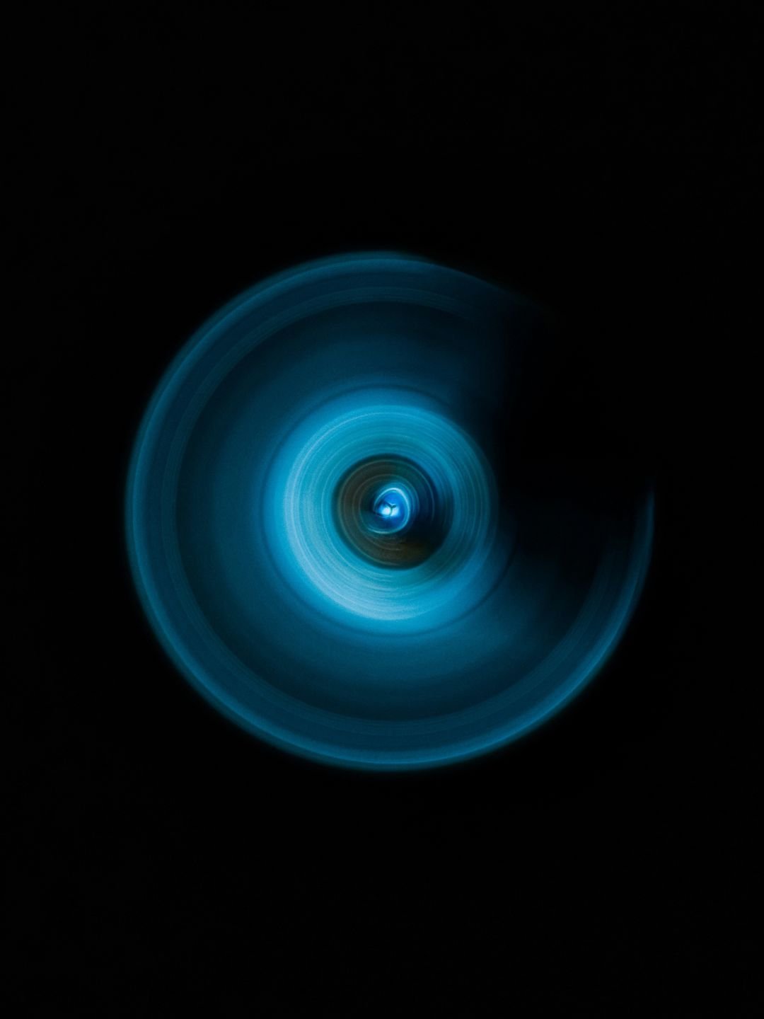 blue light circle