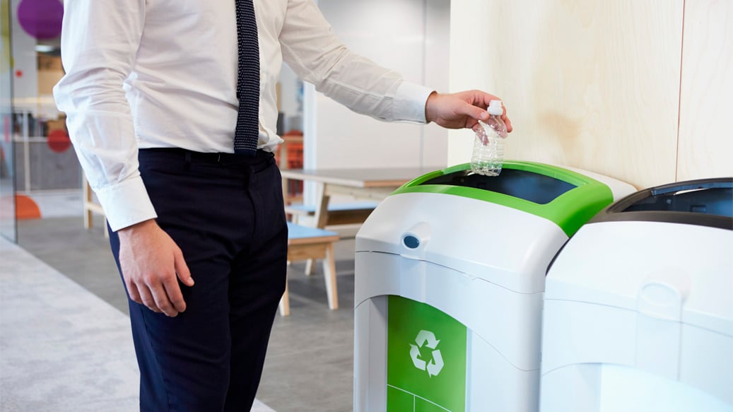 Guide: Sådan håndterer du affaldssortering i virksomheden
