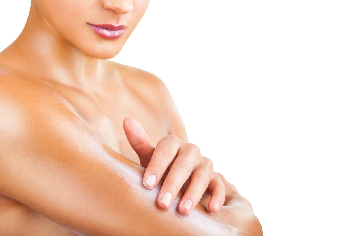 se puede usar niacinamida con vitamina c