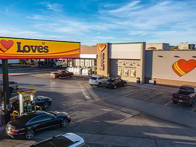 Image of Love's Travel Stop Exterior in Ardmore, OK