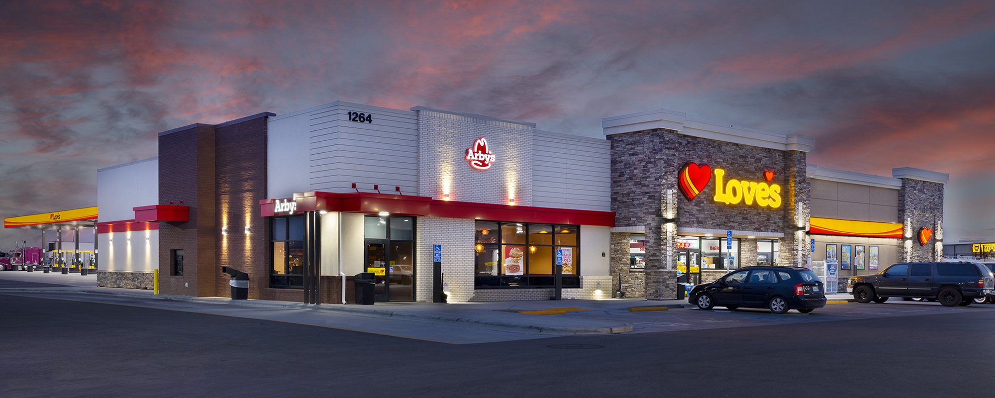 Love's Travel Stop with Arby's Exterior photo