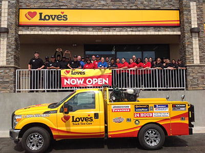 love's store team in Davenport