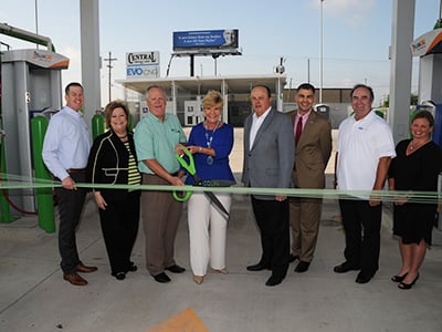 trillium ribbon cutting 2015