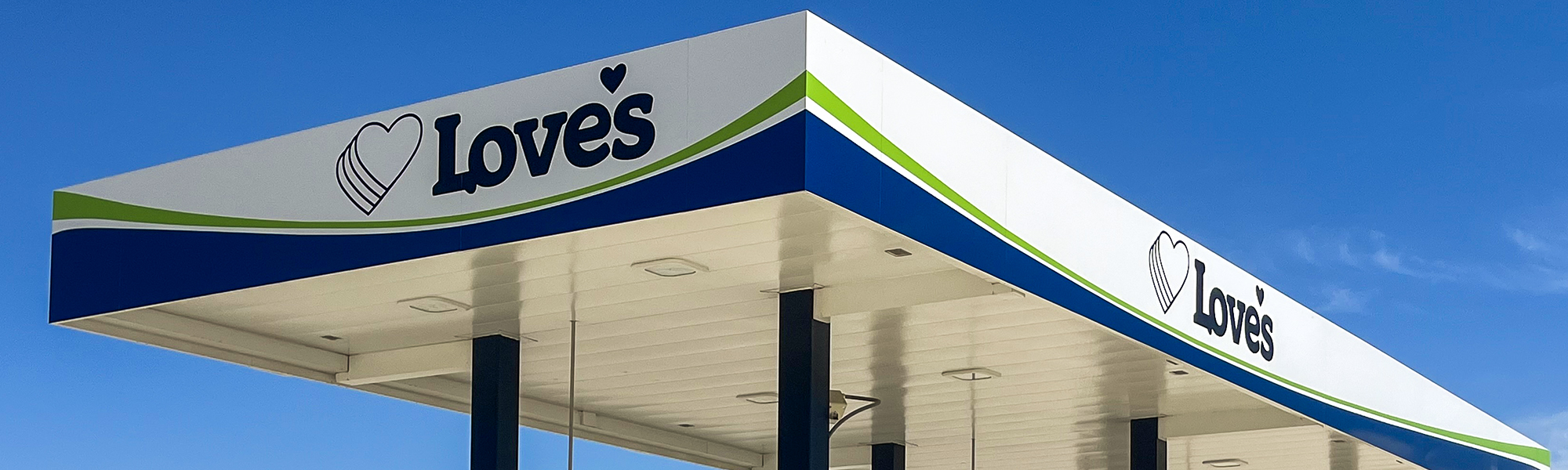 Love's Alternative Energy canopy