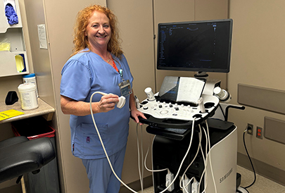 Ultrasound tech with ultrasound machine