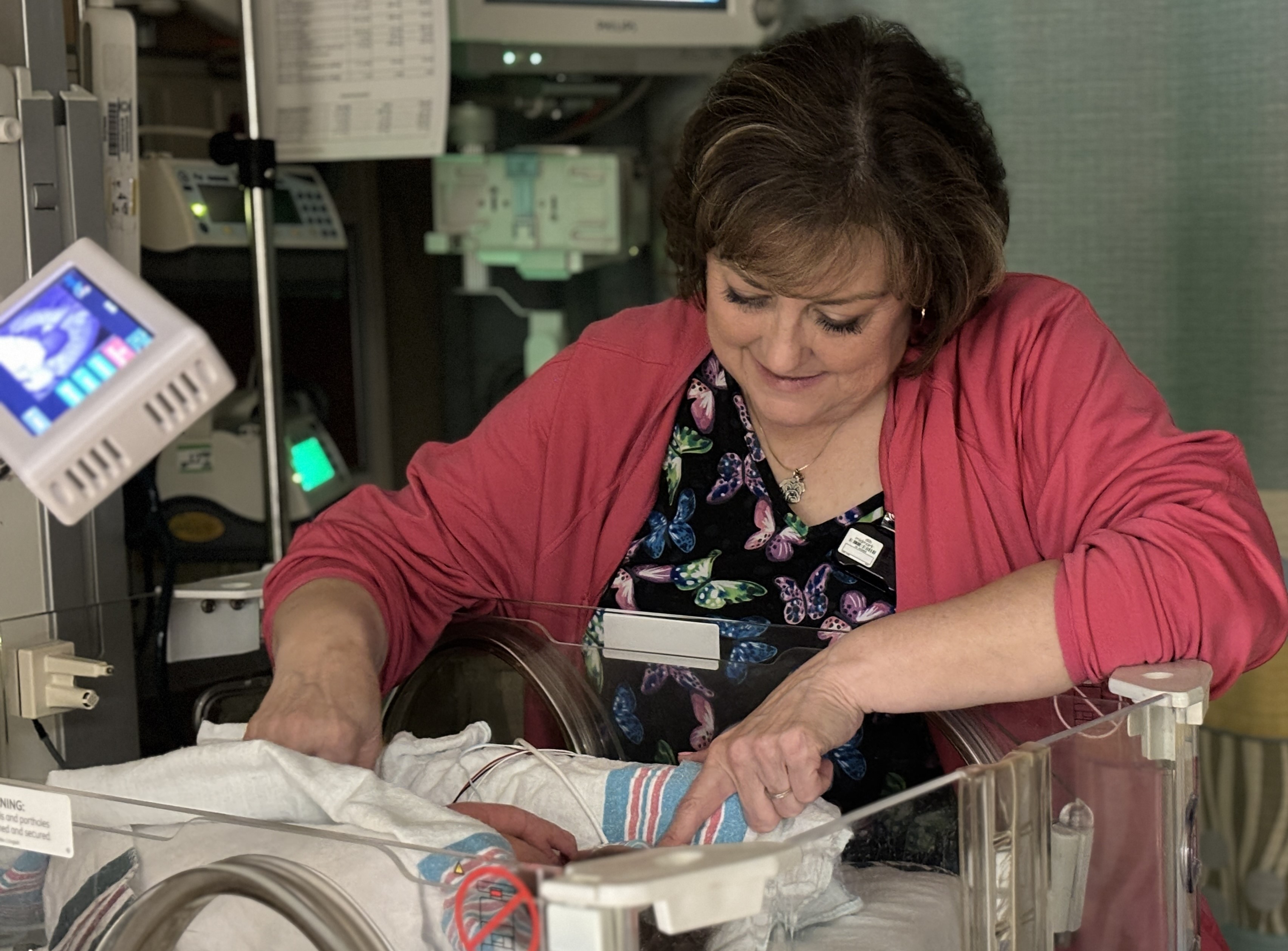 women & children-neonatal intensive care-reduced hero