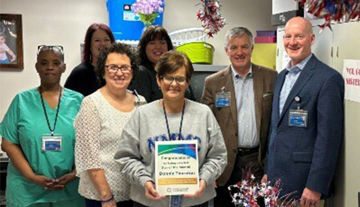 Thornton receives award
