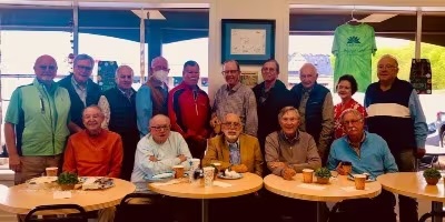 retired doctors group photo