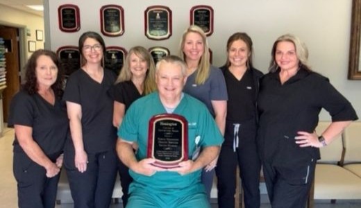 south marion wound center team with award