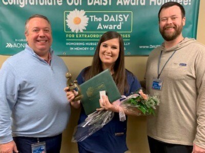 Kate Easterling receives award
