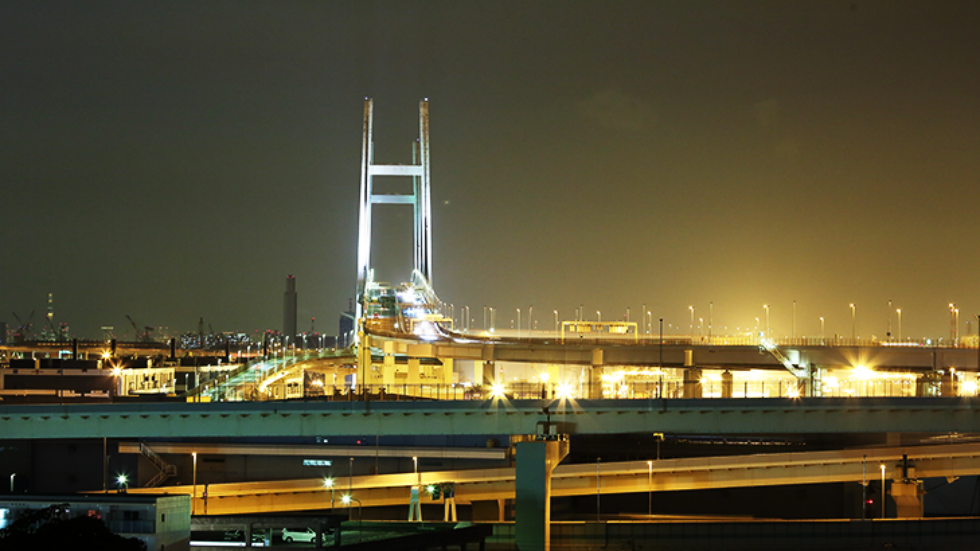 横浜ベイブリッジ