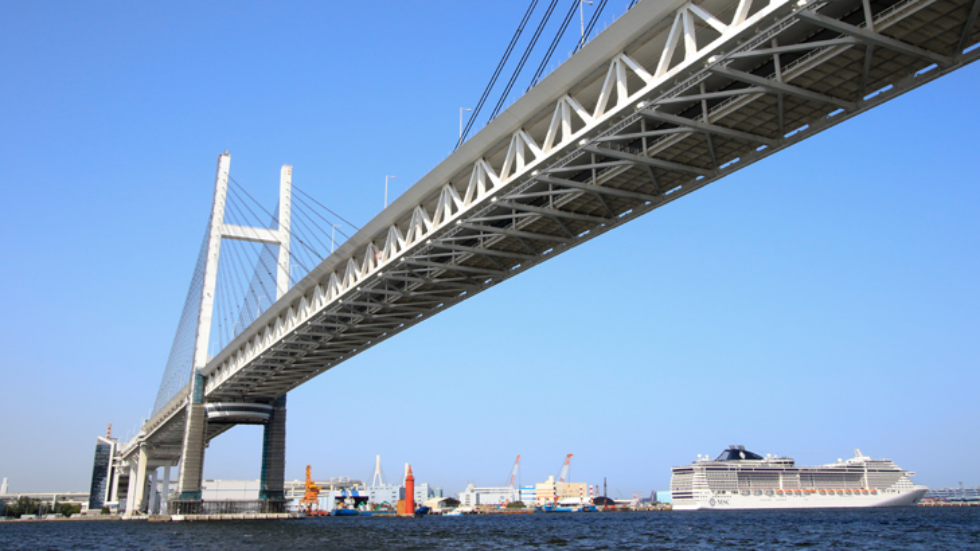 横浜ベイブリッジ