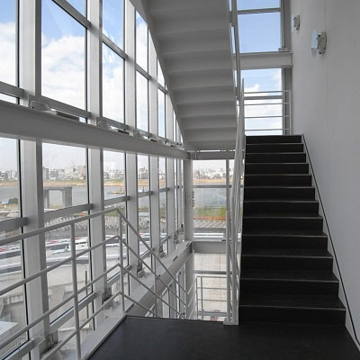 建築作品集　換気所：大師 2009年 神奈川県川崎市 延床面積：3,955m2、構造：SRC造、規模：地上9階