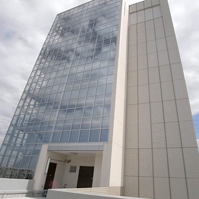 建築作品集　換気所：大師 2009年 神奈川県川崎市 延床面積：3,955m2、構造：SRC造、規模：地上9階