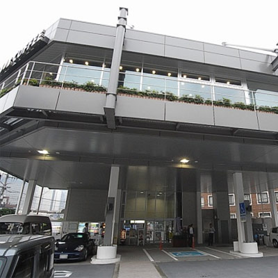 建築作品集　パーキングエリア：代々木 2008年 東京都渋谷区 延床面積：828m2、構造：S造（一部RC造）、規模：地上2階　地下1階