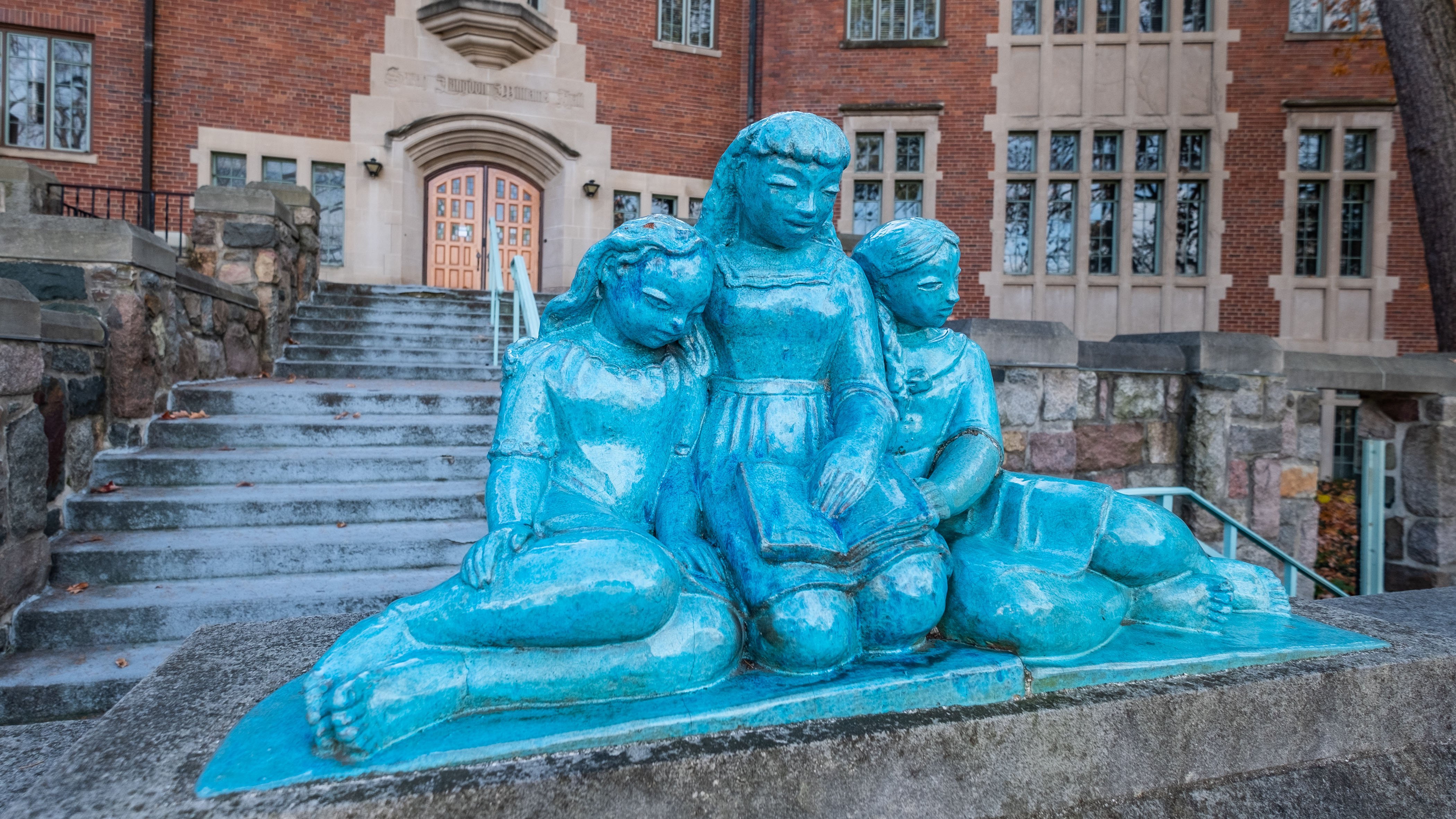 Sculpture of children