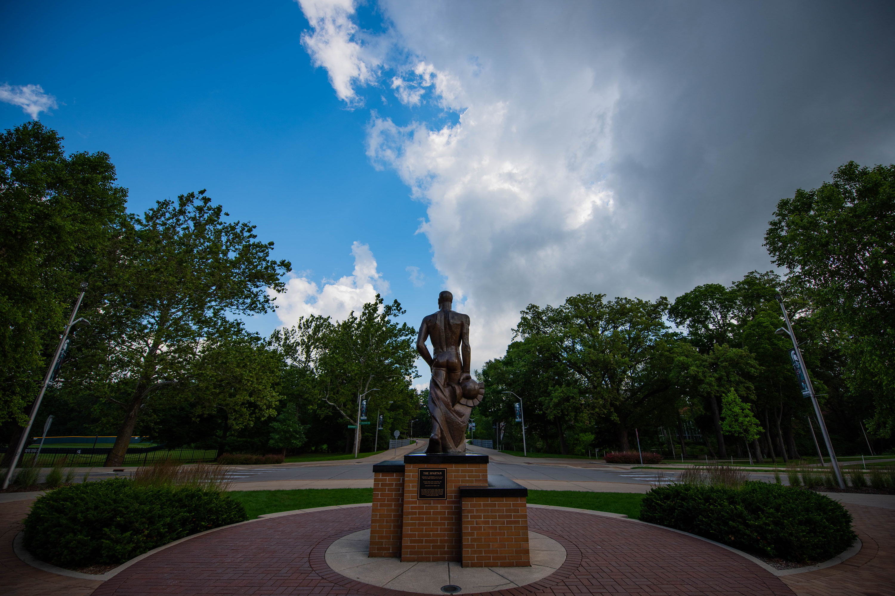 The Spartan statue from behind in epic shot